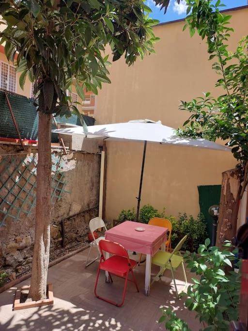 Casa Anna 5 Stelle - Apartment With Garden Rom Exterior foto